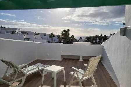 Fantastico Apartamento Con Terraza Y Vistas Al Mar Costa Teguise Dış mekan fotoğraf